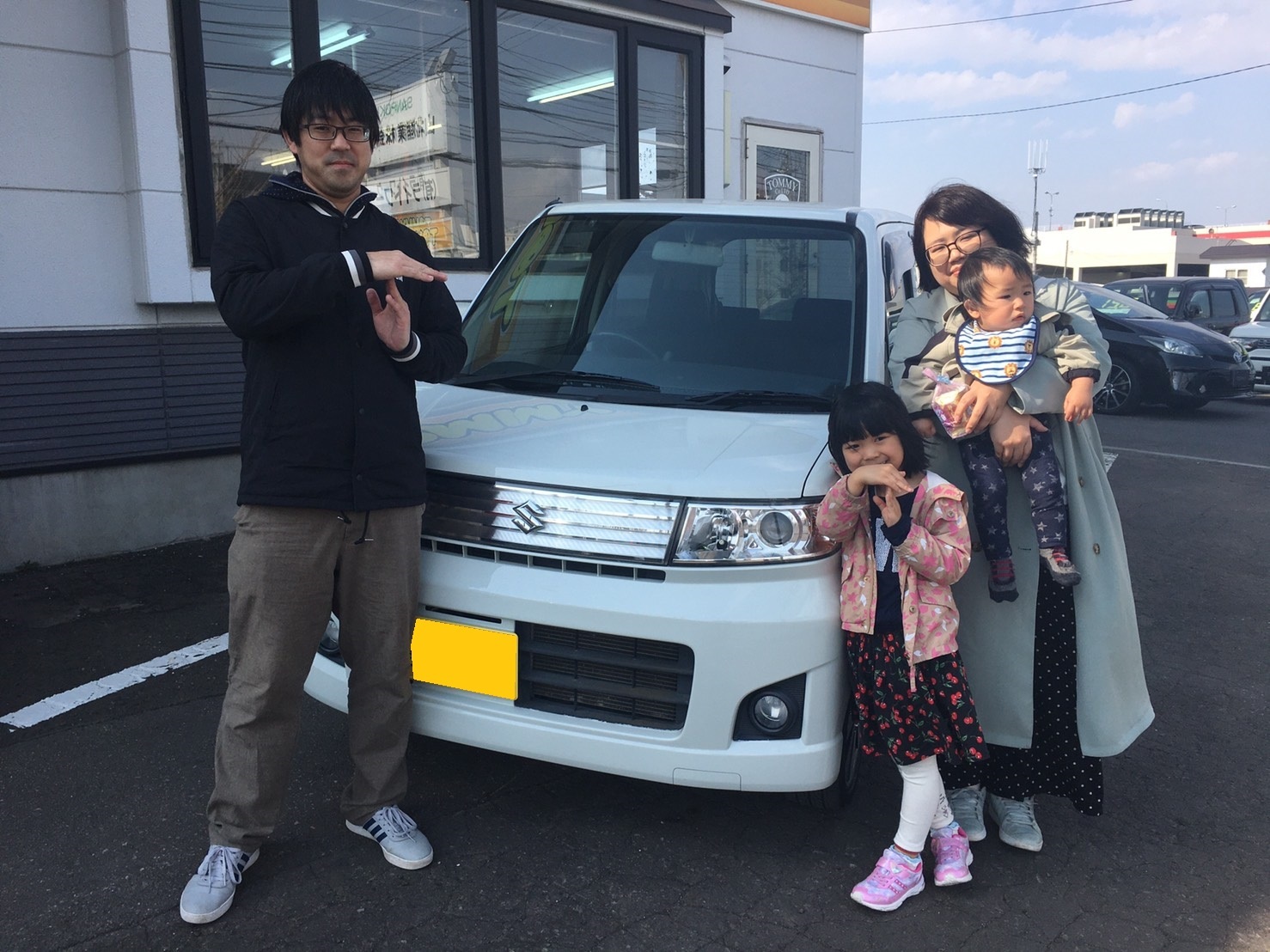 4月4日(土)☆TOMMYアウトレット☆あゆブログ((pq•ᴗ• )♬ N様ワゴンR納車☆Y様ムーヴカスタムご成約★_b0127002_17275085.jpg