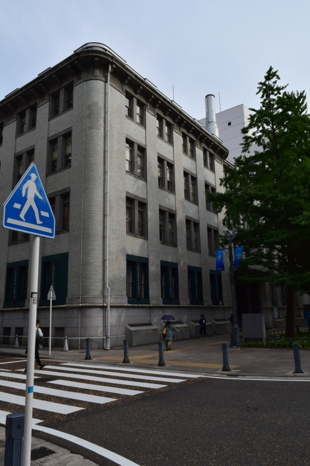 横浜市中区日本大通りの旧三井物産横浜支店(明治モダン建築再訪)_f0142606_14261613.jpg