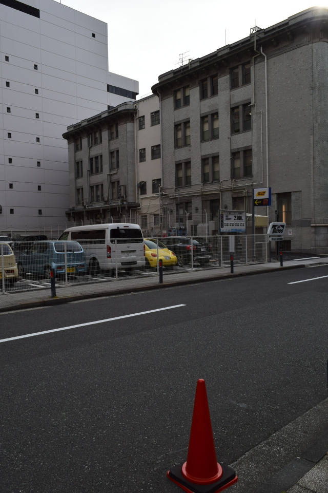 横浜市中区日本大通りの旧三井物産横浜支店(明治モダン建築再訪)_f0142606_14270058.jpg