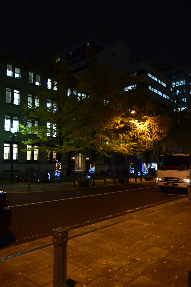 横浜市中区日本大通りの旧三井物産横浜支店(明治モダン建築再訪)_f0142606_14401211.jpg