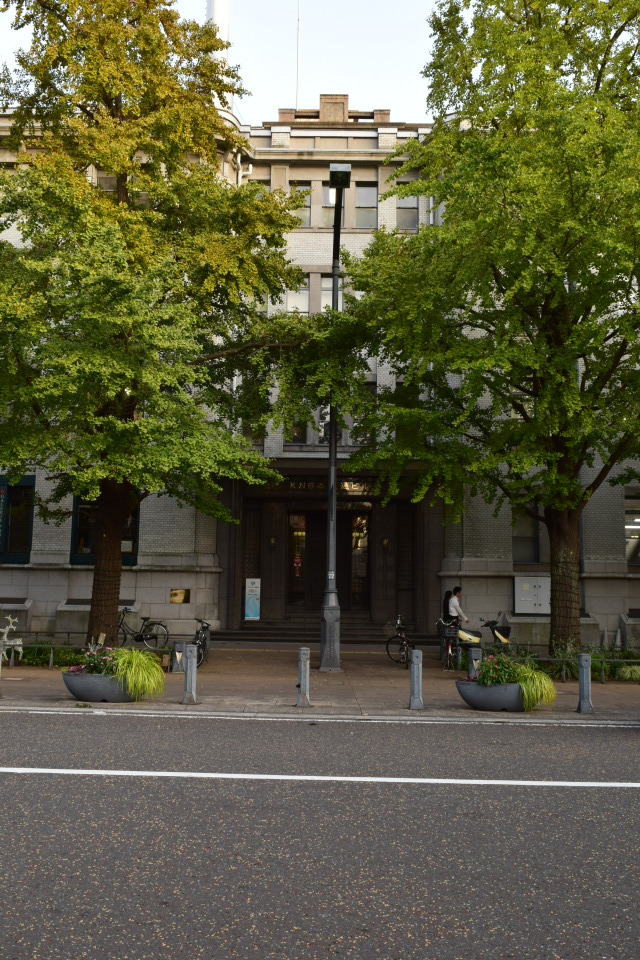 横浜市中区日本大通りの旧三井物産横浜支店(明治モダン建築再訪)_f0142606_14575637.jpg