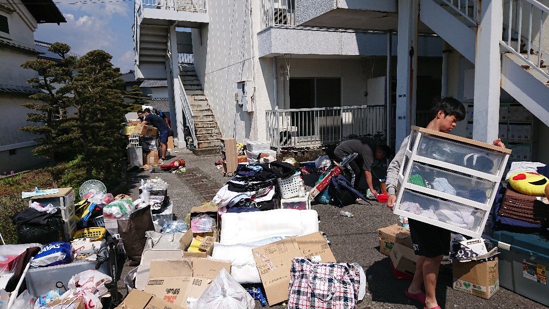 部屋移動!_d0118807_17281363.jpg