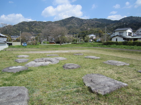 そして、誰もいなかった大宰府の春・山上憶良と大伴旅人の歌碑を訪ねて_a0237545_17065595.jpg