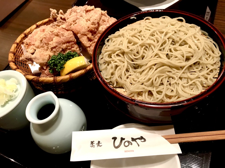から揚げ蕎麦(@ひのや)遅いランチはオットと一緒!_c0212604_15313882.jpg