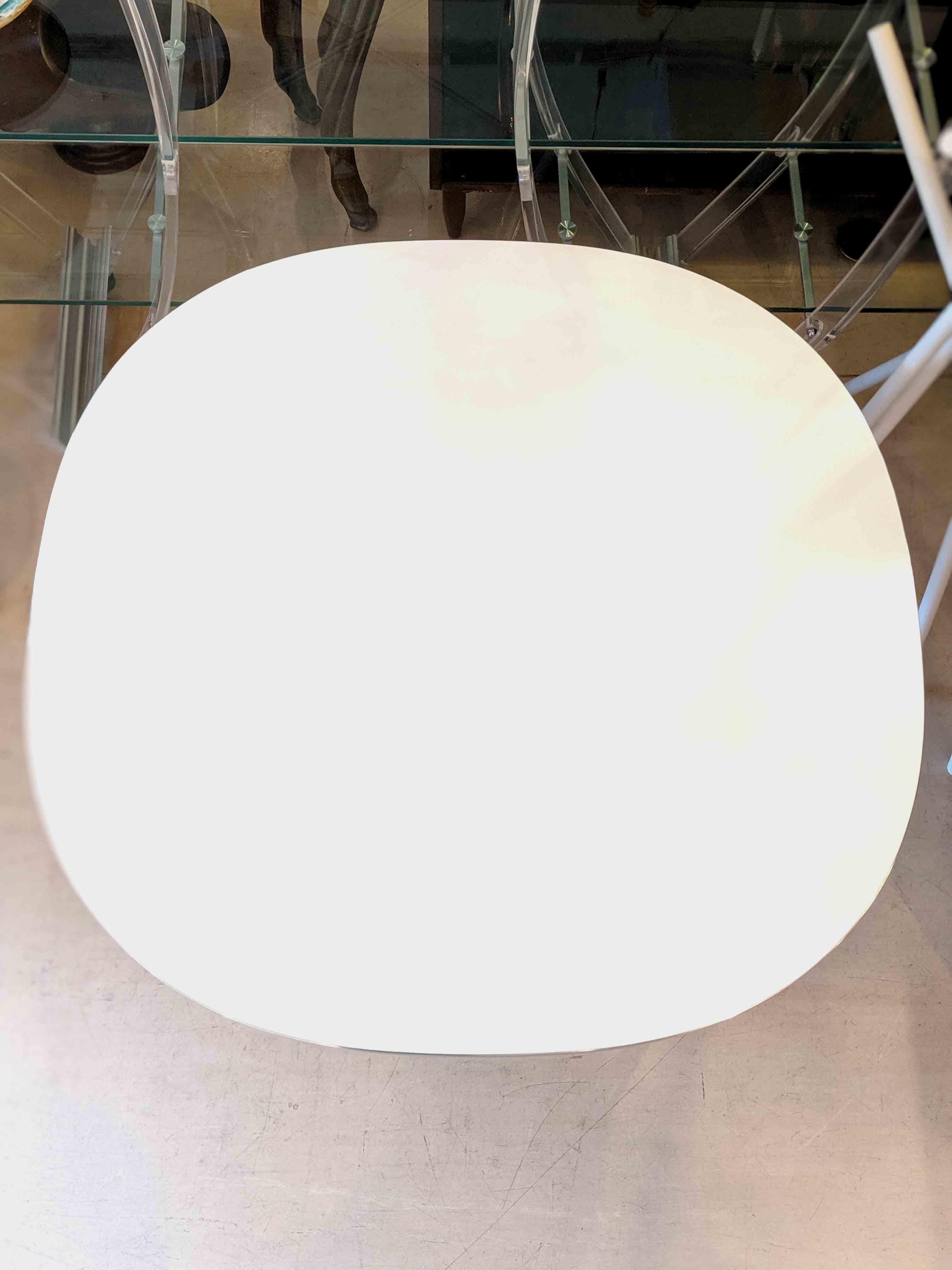 北欧フリッツ・ハンセン社】B-TABLE/スーパー円テーブル B603 が 北欧フリッツ・ハンセン社】B-TABLE/スーパー円テーブル B603 が