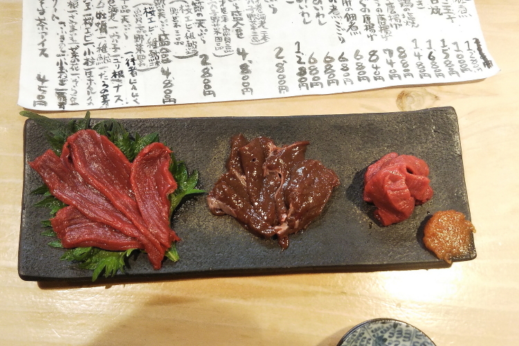 桜と菜の花は終わり近く新緑の季節が始まった - 2020年桜・小湊鉄道 -_b0190710_19353883.jpg