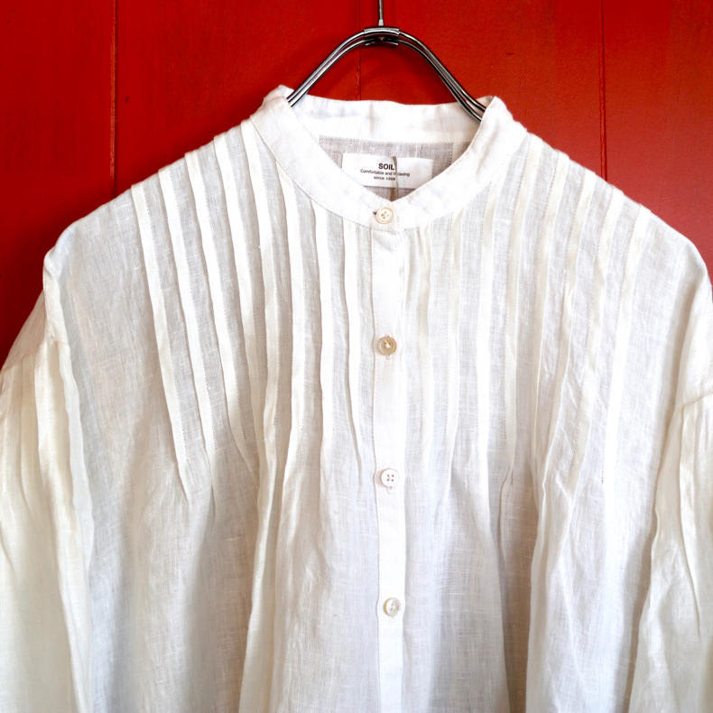 【SOIL LADYS】60s POWER LOOM LINEN BANDED COLLAR PINTUCK SHIRT_d0000298_13460228.jpg