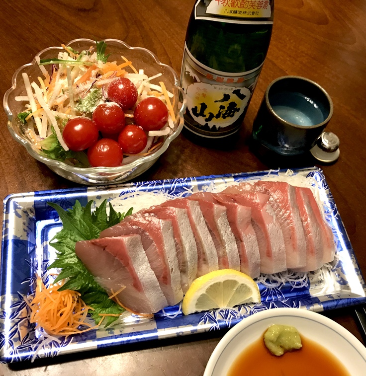 おウチ飲み☆八海山とブリ_c0212604_1947337.jpg