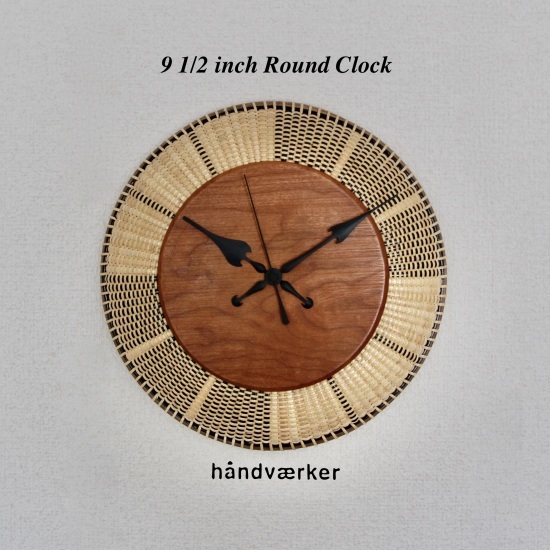 Round Clock_f0197215_21490511.jpeg