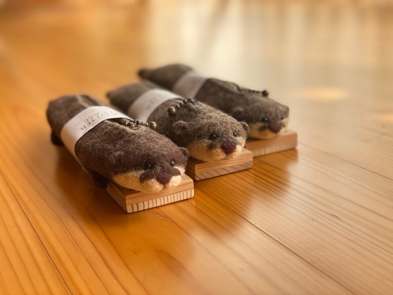 関西つうしん【がしがしもぐもぐ展】woolmoonさん作品と通販は6月30日まで受付_d0322493_23402354.jpg