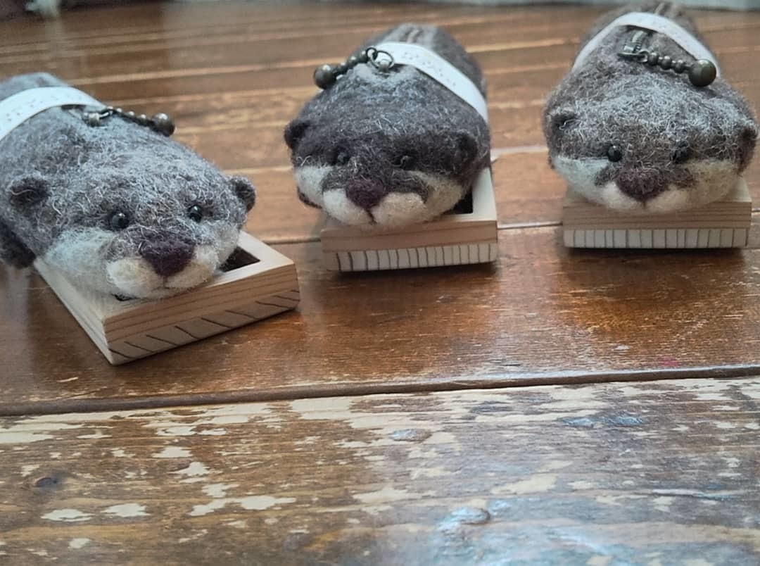 関西つうしん【がしがしもぐもぐ展】woolmoonさん作品と通販は6月30日まで受付_d0322493_23532024.jpg