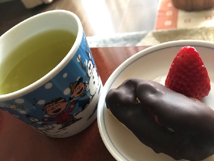 今日のおやつ*小さなエクレア♪_c0212604_18505732.jpg