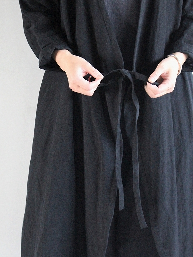 R&D.M.Co-　LINEN TIE ROBE / Black_b0139281_18345457.jpg