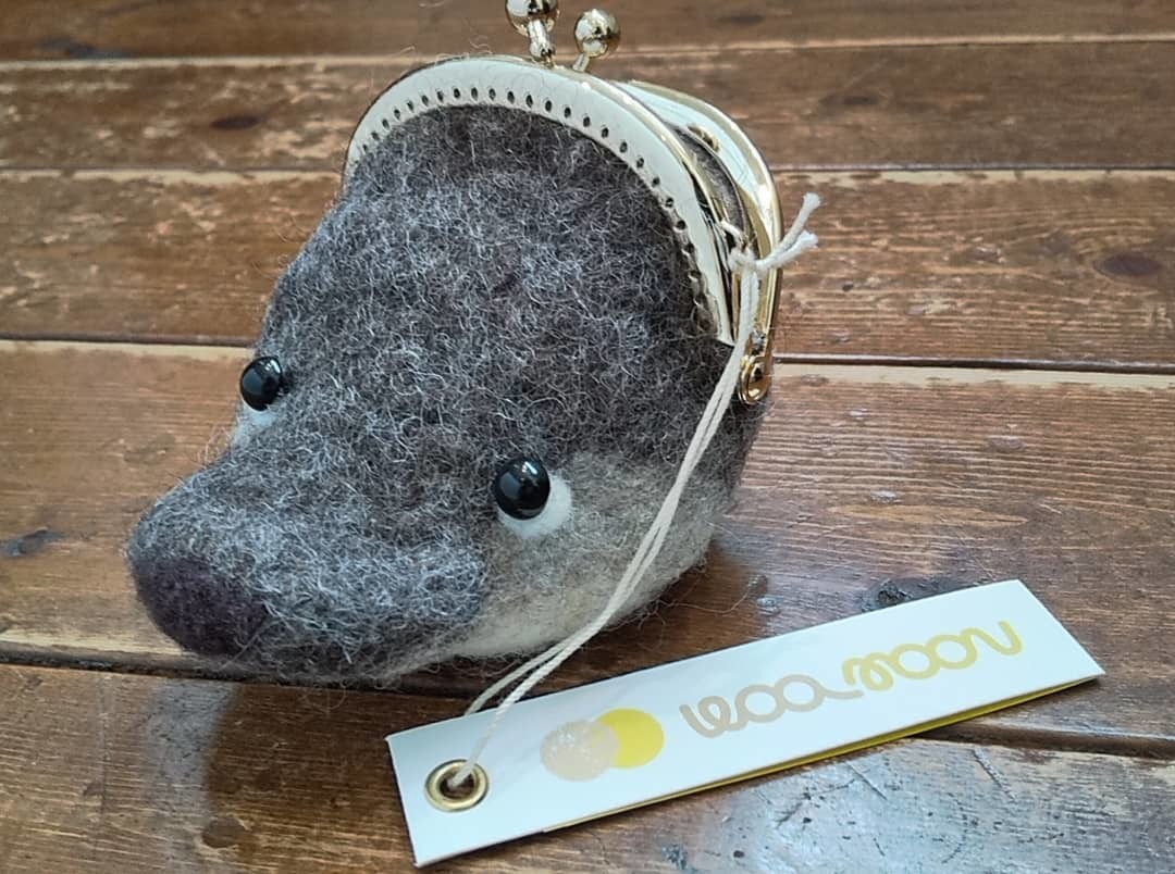 関西つうしん【がしがしもぐもぐ展】woolmoonさん作品と通販は6月30日まで受付_d0322493_00023140.jpg