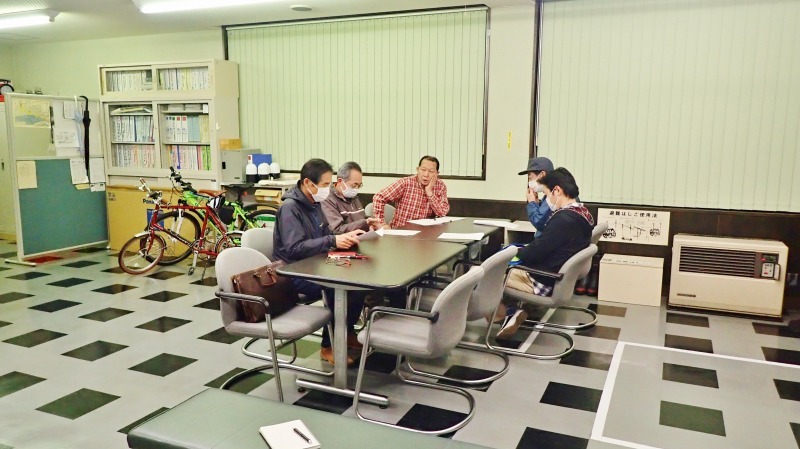 新四役会議が開かれました!_c0336902_14090908.jpg