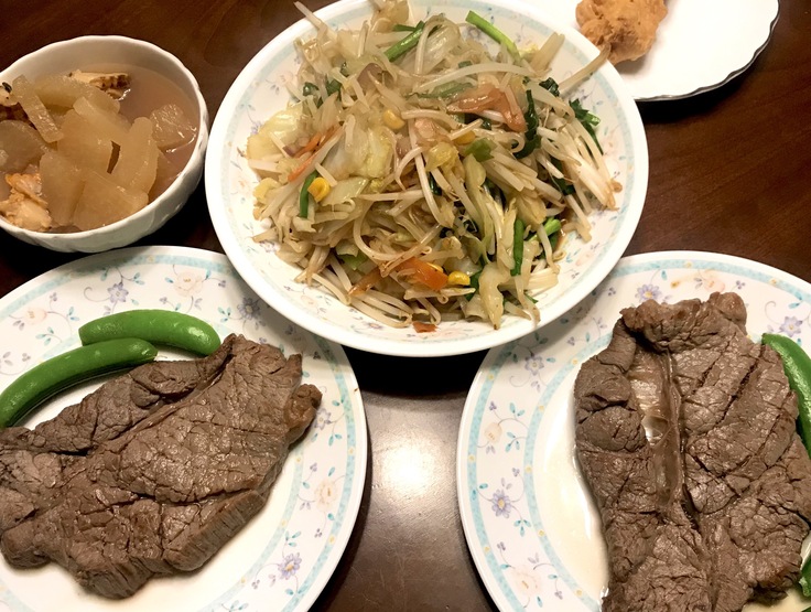 明日はオンライン飲み会か!?_c0212604_1982372.jpg