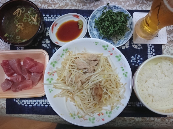 宣言下3日目 仕事を終えたら真っ直ぐ帰ろう 生めばちまぐろ 豚バラロースもやし炒め オールフリー 自宅 無駄遣いな日々 宣言下3日目 仕事を終えたら真っ直ぐ帰ろう 生めばちまぐろ 豚バラロースもやし炒め オールフリー 自宅 無駄遣いな日々