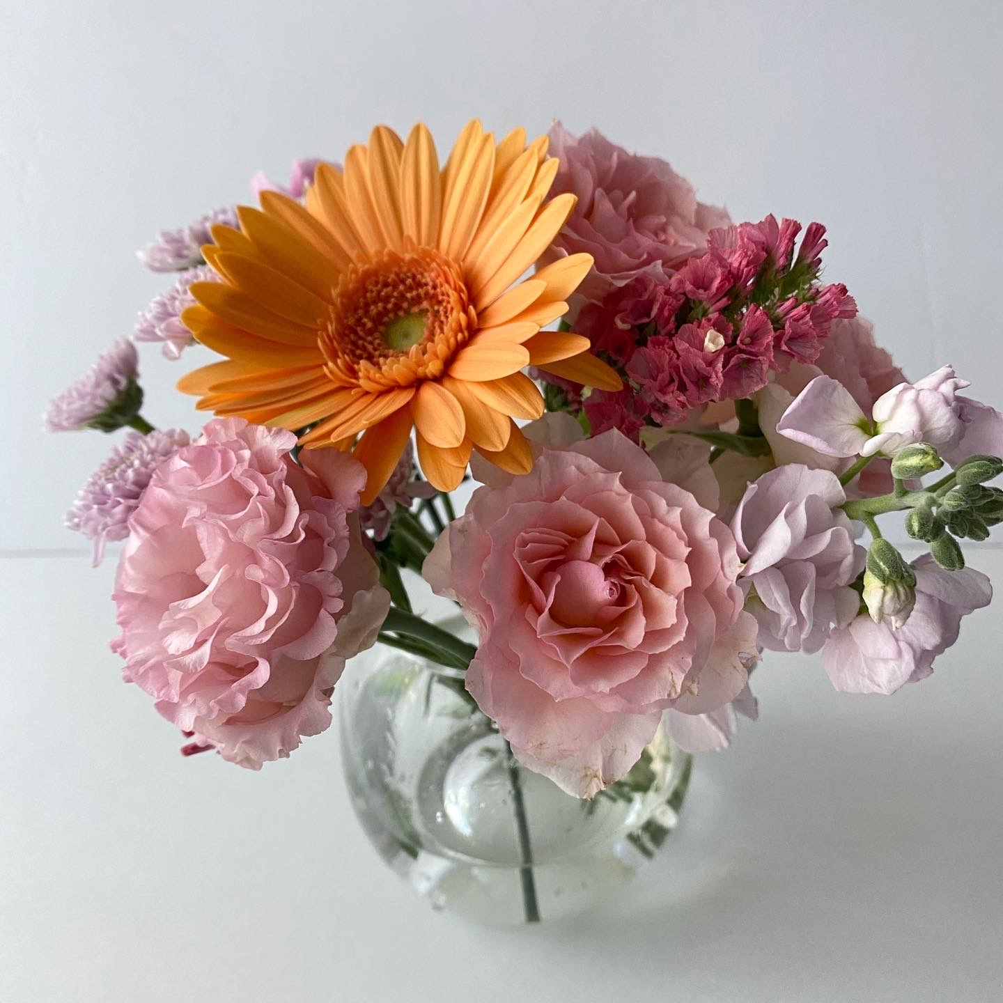Bloomee Lifeのお花の宅配 今月の花 妊婦さんの習い事 ソーイング セラピー と バッグデザイナーの暮らし