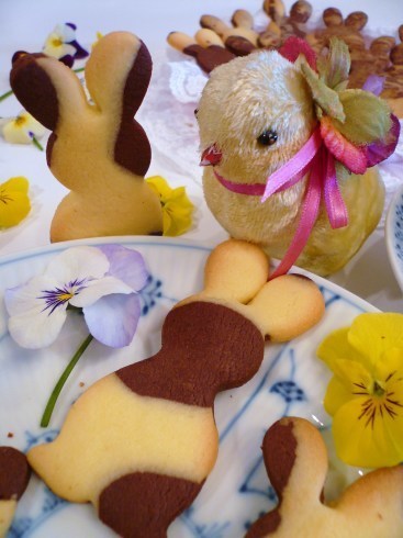 緊急事態宣言四日目。。。。聖土曜日 Holy Saturday 。。。Have a good Easter Week。*。:☆.。†_a0053662_17441752.jpg