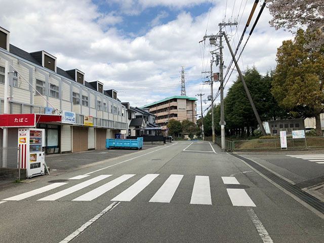 兵庫県 加古川市平岡町 JR土山駅から徒歩19分 駐車場2台分 事務所・倉庫にも 1階テナント_a0129705_04243303.jpg