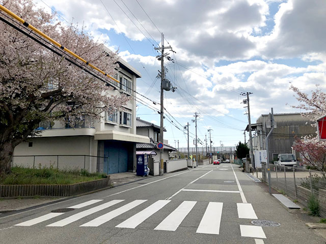 兵庫県 加古川市平岡町 JR土山駅から徒歩19分 駐車場2台分 事務所・倉庫にも 1階テナント_a0129705_04243322.jpg