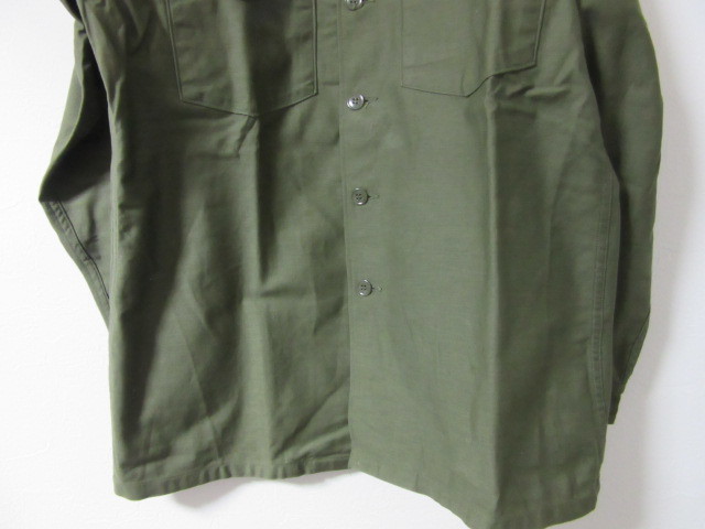 Deadstock ミリタリーシャツ_b0166471_01004039.jpg