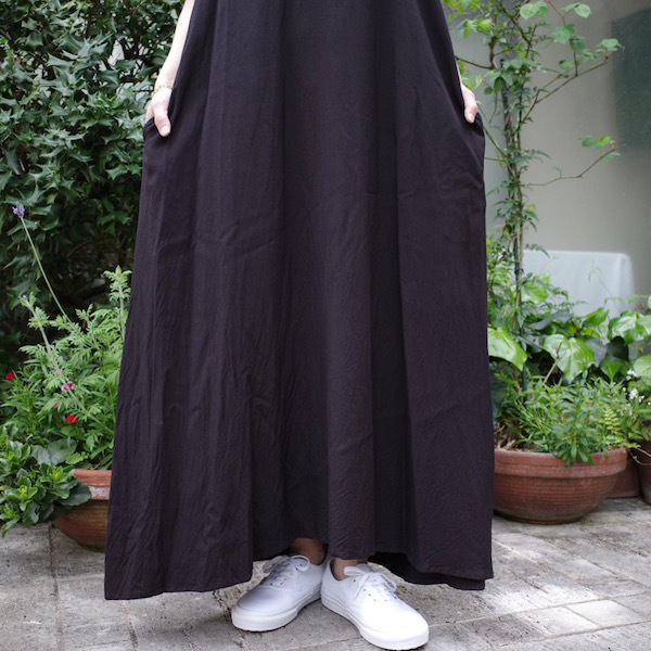 レーヨンノースリーブ COMOLI_d0364239_19280911.jpg