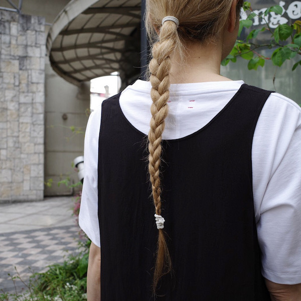 レーヨンノースリーブ COMOLI_d0364239_19291312.jpg