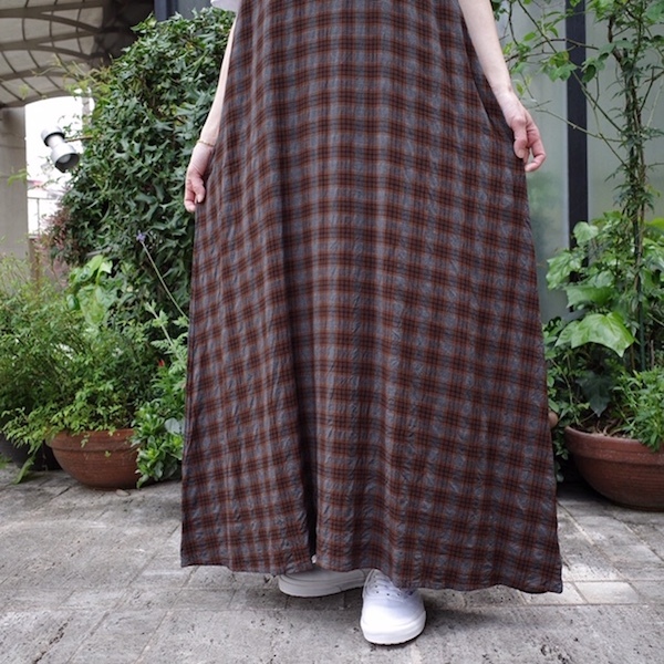 レーヨンノースリーブ COMOLI_d0364239_19300682.jpg
