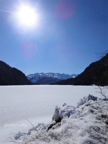 残雪 凍った道_d0356844_12484951.jpg