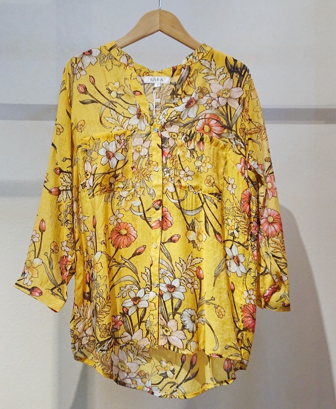 コットンガーゼの花柄シャツ_b0321285_18524804.jpeg