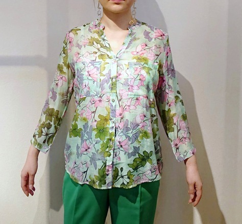 コットンガーゼの花柄シャツ_b0321285_18524899.jpeg