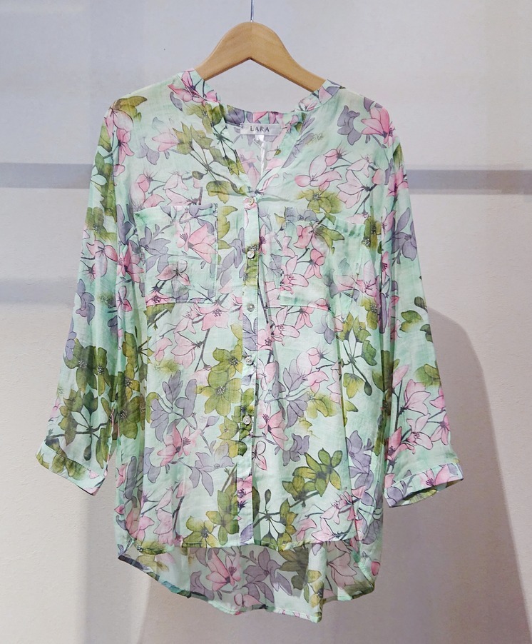 コットンガーゼの花柄シャツ_b0321285_18524981.jpeg
