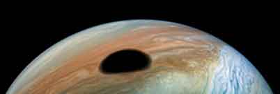 NASAの『木星を至近距離から撮影した超高解像度画像』_b0003330_0161199.jpg