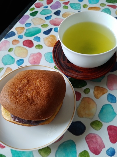 雨だから二人でお茶を🍵_c0162773_13533747.jpg