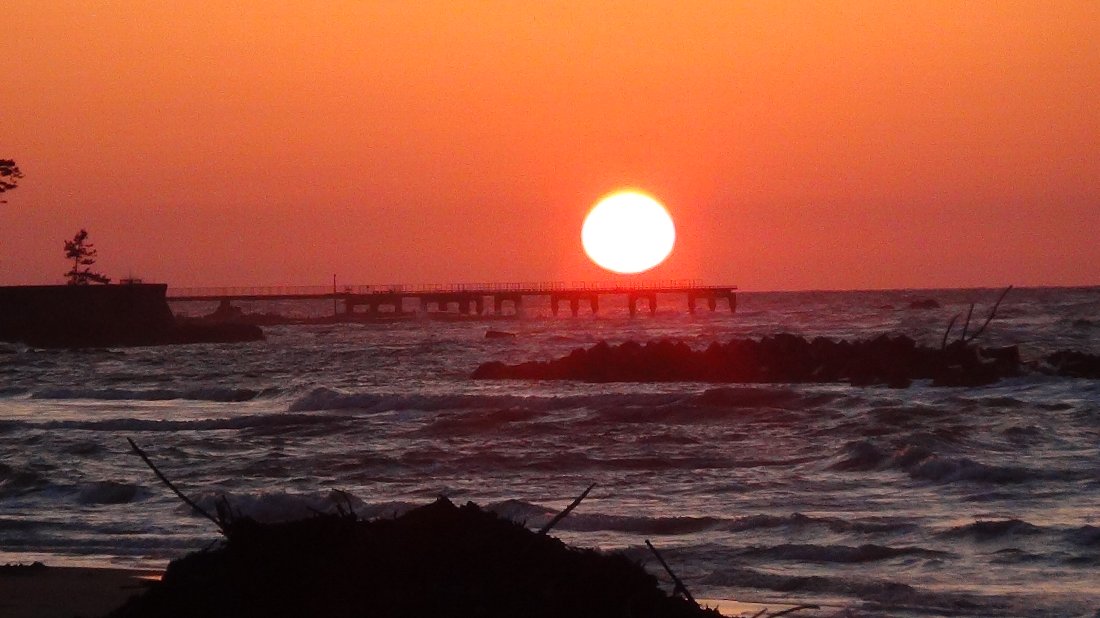 今日の夕日！_e0065084_196422.jpg