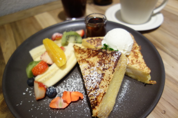 WOODBERRY COFFEE ROASTERSさんでフレンチトースト_e0230011_17004688.jpg