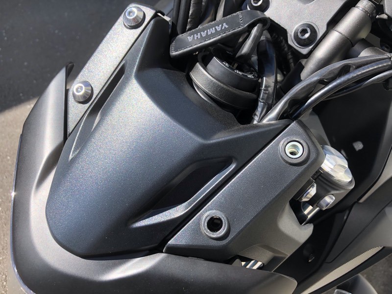 MT-07 プーチ スクリーン取付け : まめぞんガレージ