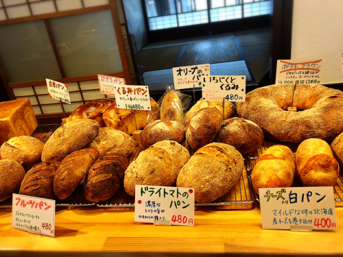 パンの壺_e0292546_01461776.jpg