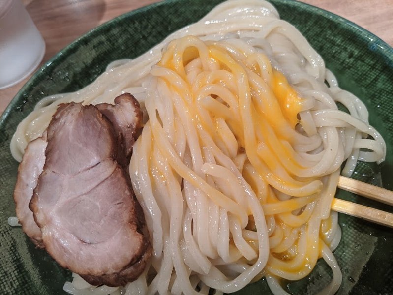 濃厚鶏煮干しつけ麺(札幌飛燕:新千歳空港北海道ラーメン道場:2020年49杯目)_f0397261_01114588.jpg