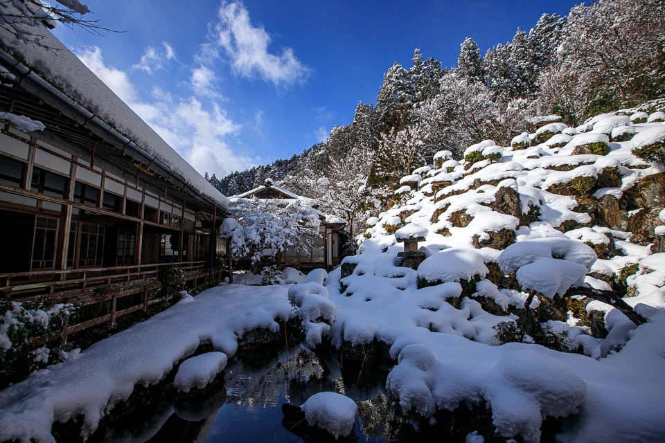 雪景色！　　～常照皇寺～_b0128581_19120440.jpg