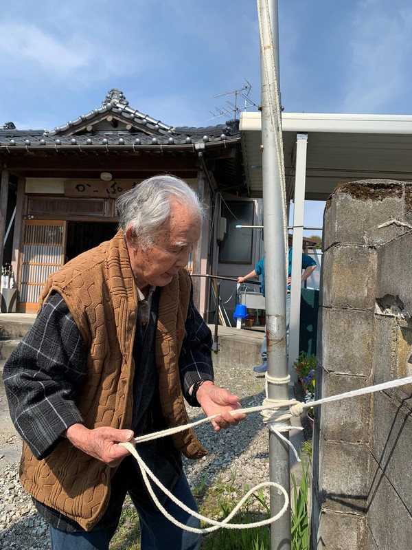 よもぎを食べよー！_d0180229_15375894.jpg