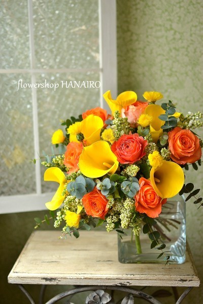 バラ オレンジロマンティカ とカラー ゴールドクラウン の花束 花色 あなたの好きなお花屋さんになりたい