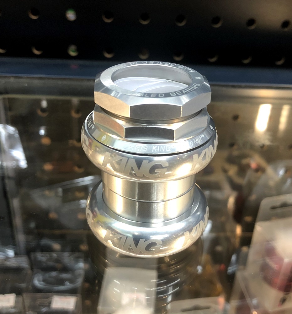ChrisKing GripNut 1-1/8(OS)入荷しました! : カルマックス ChrisKing GripNut 1-1/8(OS)入荷しました! : カルマックス