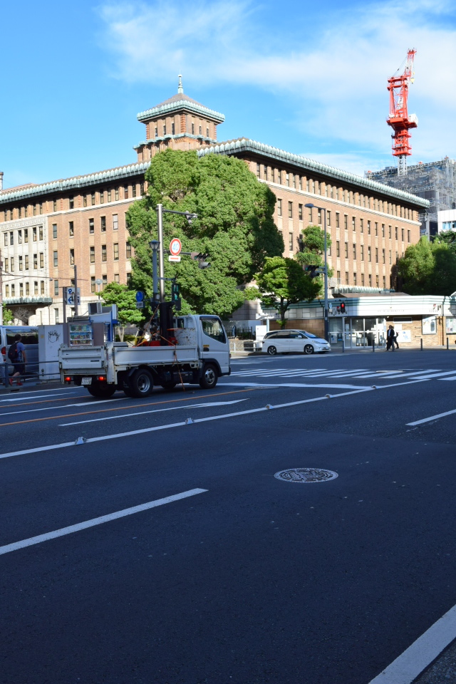 横浜市中区日本大通りの神奈川県庁本庁舎(昭和モダン建築探訪)_f0142606_09535154.jpg