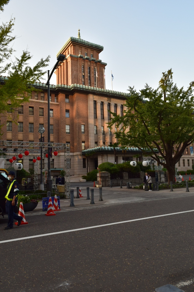 横浜市中区日本大通りの神奈川県庁本庁舎(昭和モダン建築探訪)_f0142606_10334449.jpg