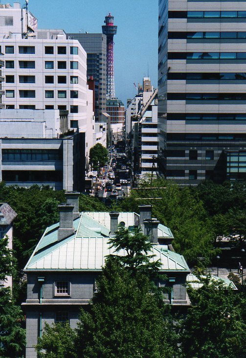 横浜市中区日本大通りの神奈川県庁本庁舎(昭和モダン建築探訪)_f0142606_10505854.jpg