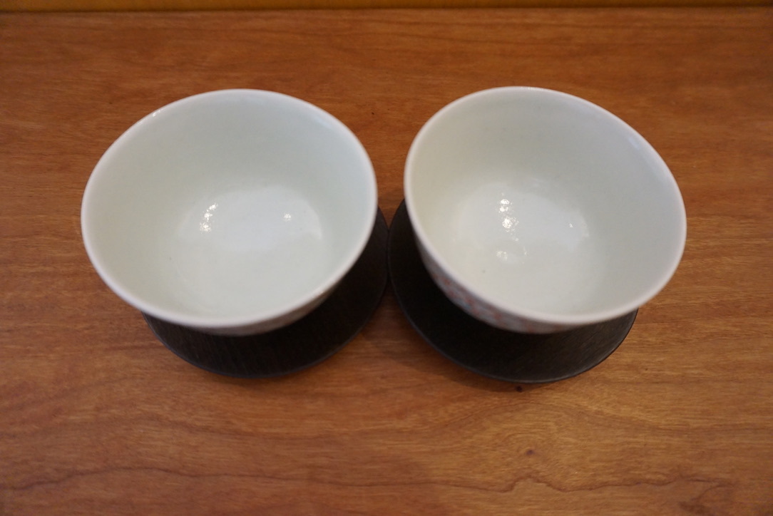 工房くさなぎさんの拭き漆豆皿と茶杯_b0132442_13451005.jpeg