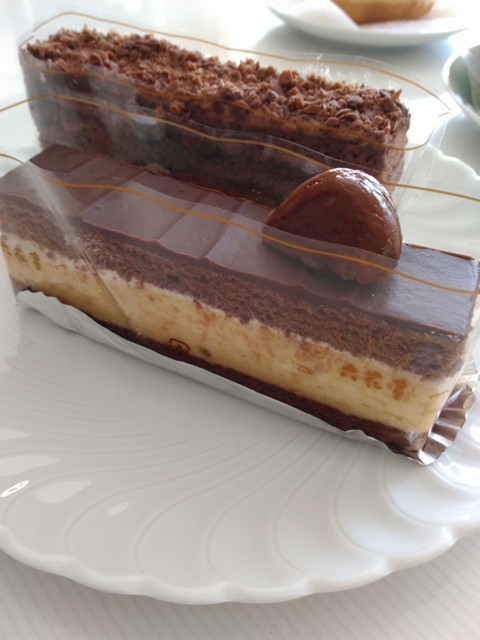 おうちでデザートバイキング 4 六花亭 ミスド 食備忘録blog