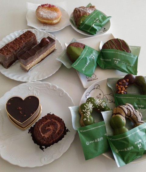 おうちでデザートバイキング 4 六花亭 ミスド 食備忘録blog